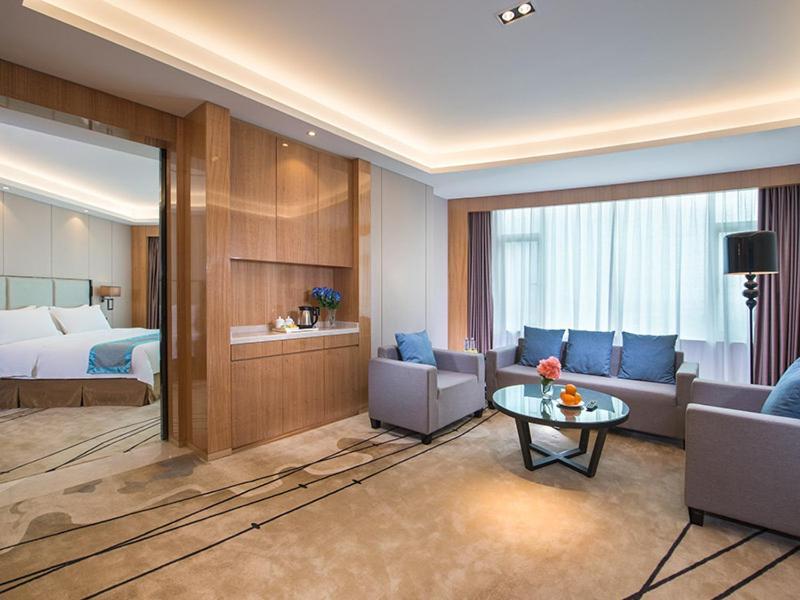 Vienna International Hotel Foshan The World Of Flowers Шуньдэ Экстерьер фото